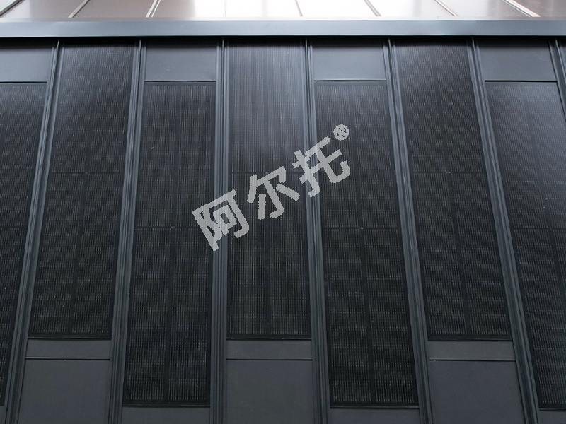 科固索拉?豎葺?金屬瓦BIPV